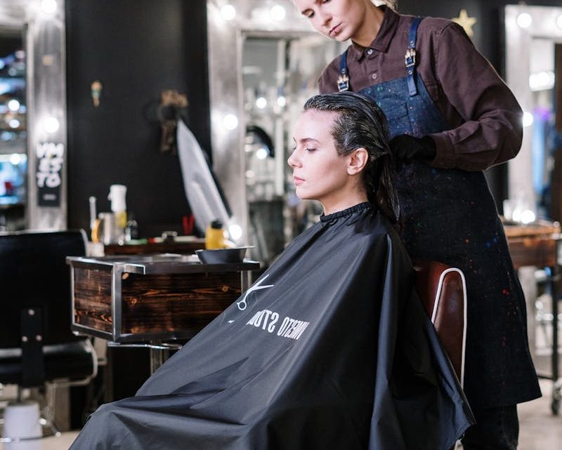 Ontdek de ultieme schoonheidservaring bij Schoonheidssalon Rijswijk met prachtige hairextensions op maat